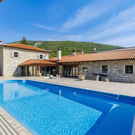 Villa Tina By Interhome